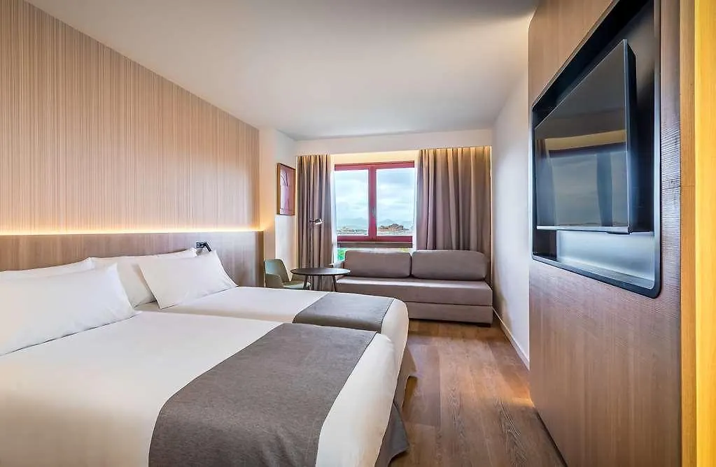 Occidental Pamplona Hotell