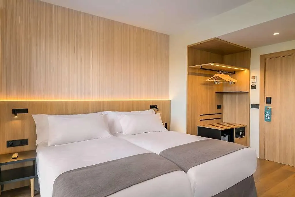Occidental Pamplona Hotell